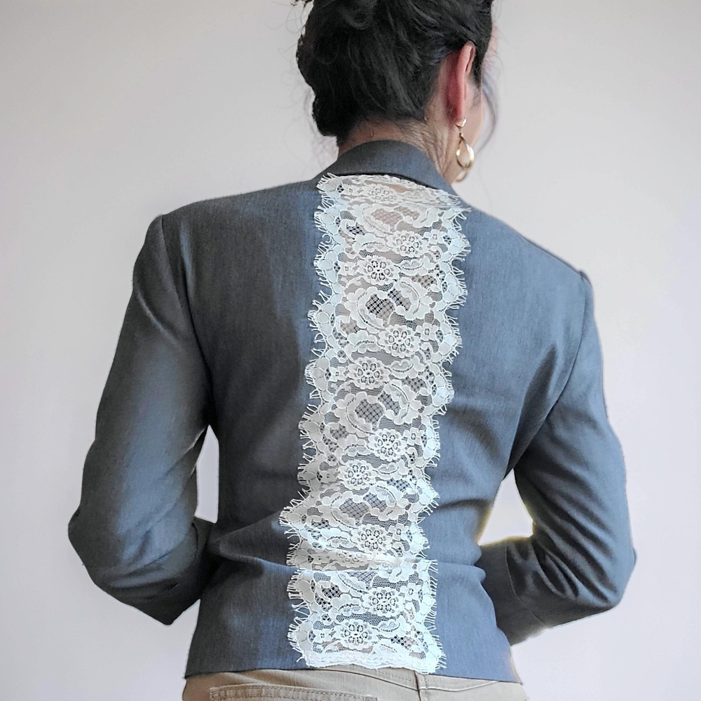 Ciello Couture Los Angeles Gray Women's Blazer Lace Back Size 8 - Picture 3 of 7